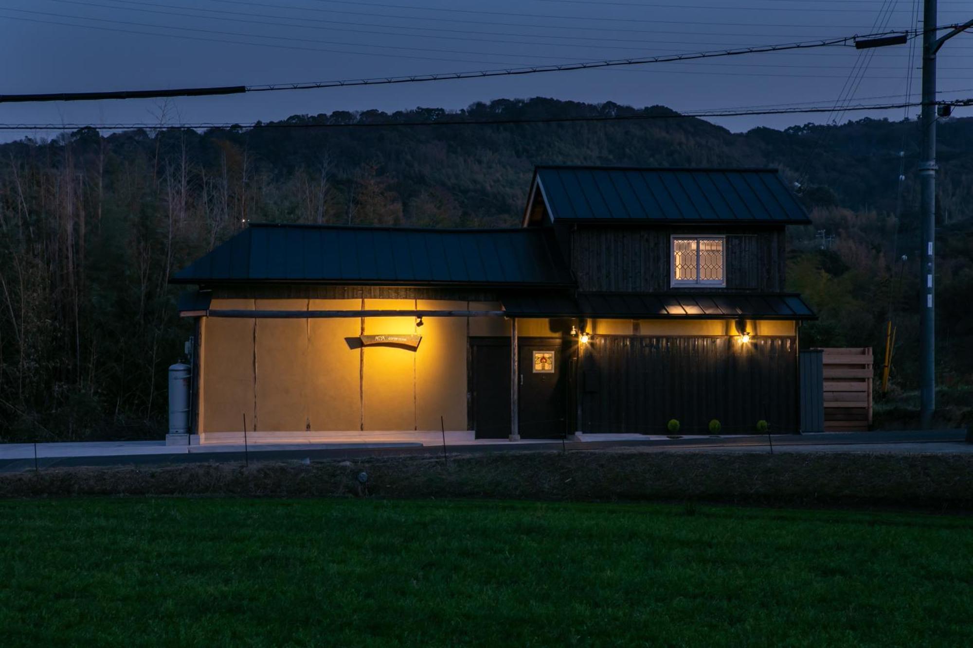 サウナとドッグラン付きのアンティーク古民家宿 Akiya Cornerstone Awaji ภายนอก รูปภาพ